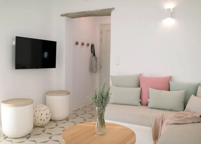 Thija, Private View Retreat, Glyfada Naxos Holiday home *